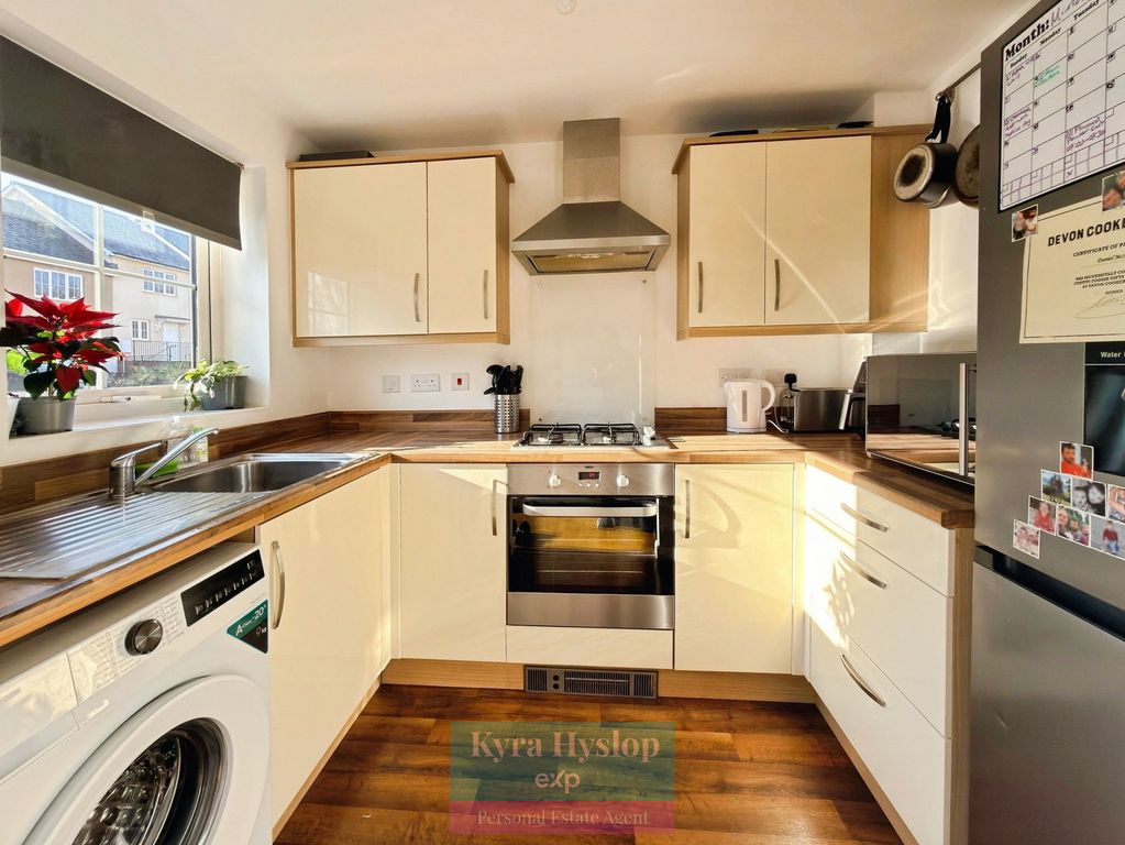 Property photo 2 of 13