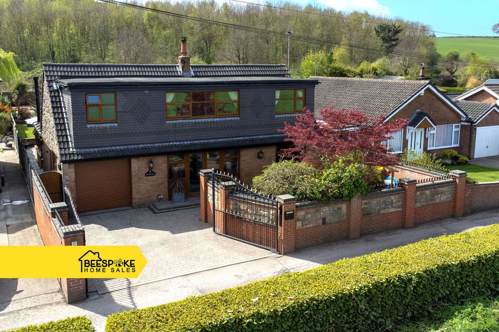 Property photo 2 of 24