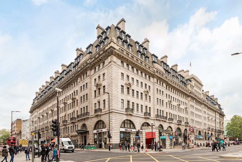 Property photo 1 of 8 Photo