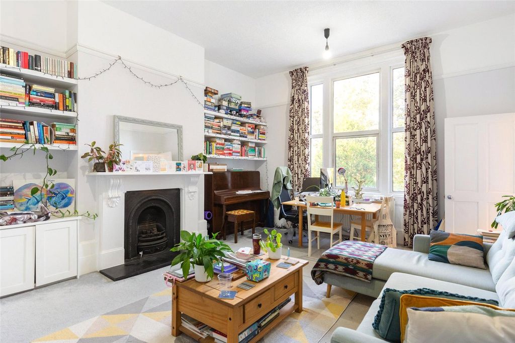 Property photo 2 of 13 Picture No. 06