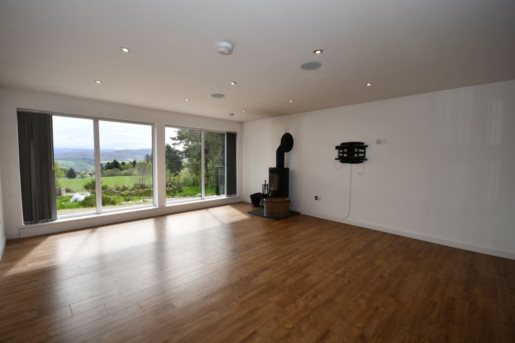Additional image 4 of 3 bed detached house to rentAbriachan IV3