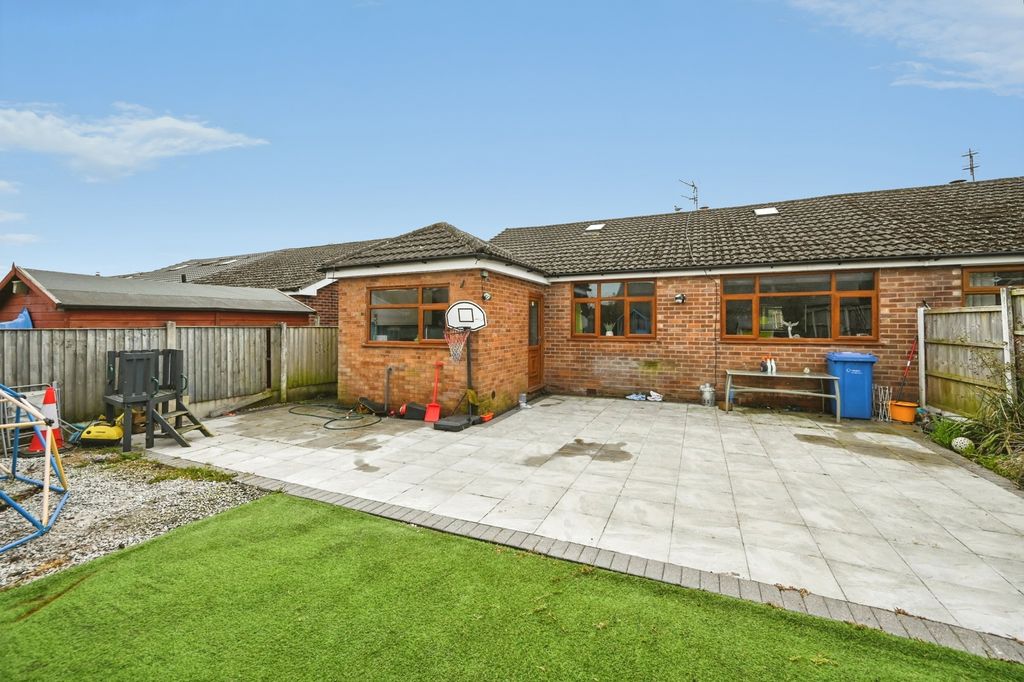 Property photo 2 of 19 Pbox-Img.Jpg