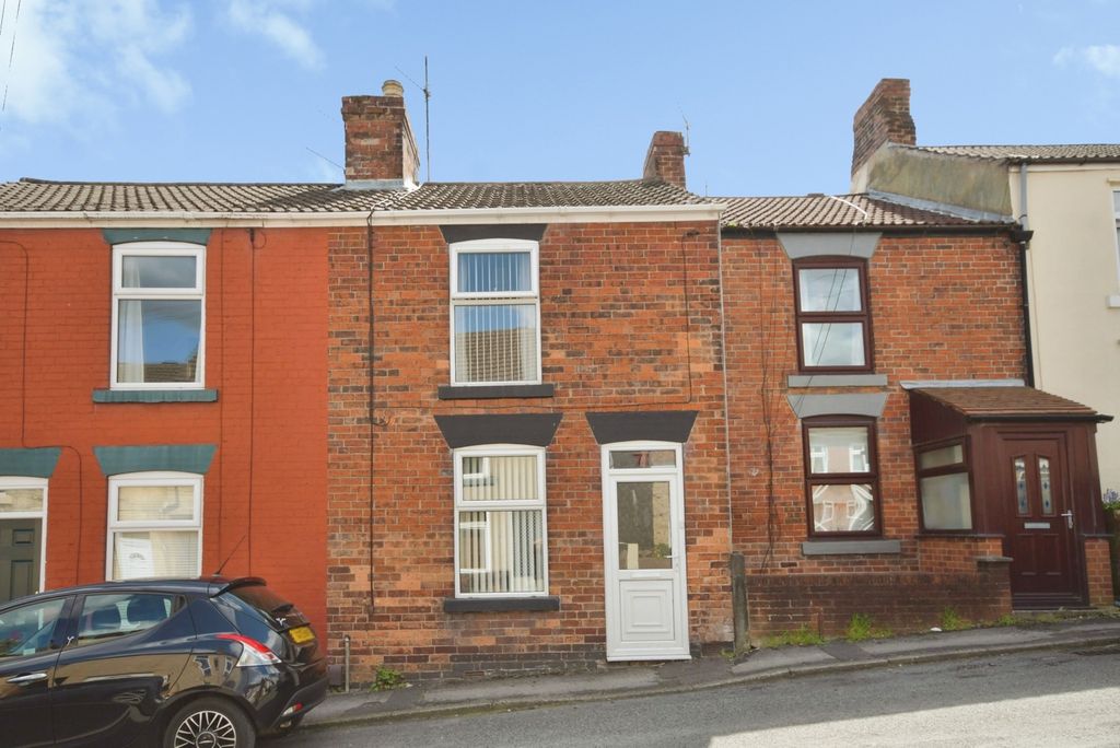 Property photo 1 of 16 Pbox-Img.Jpg