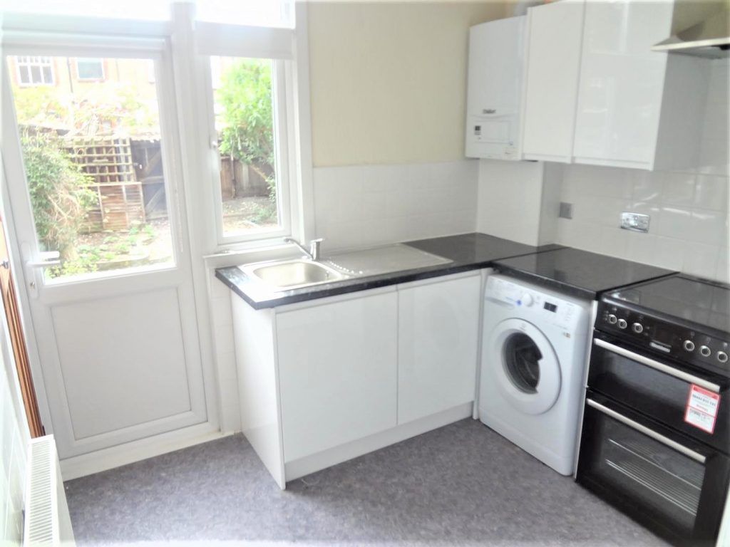 Property photo 2 of 6