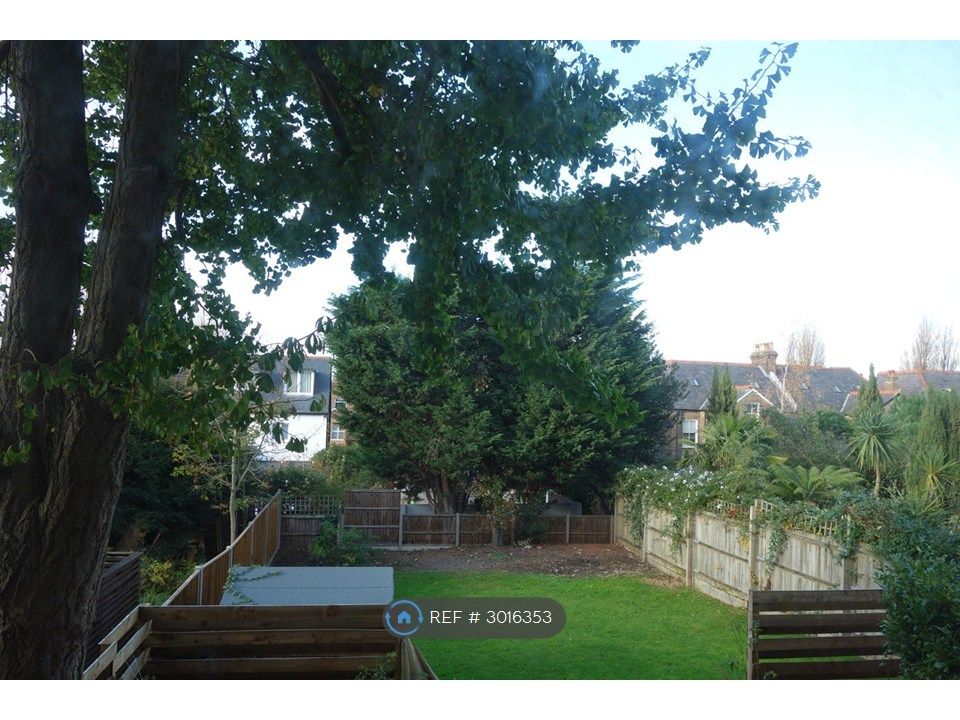 Property photo 3 of 6