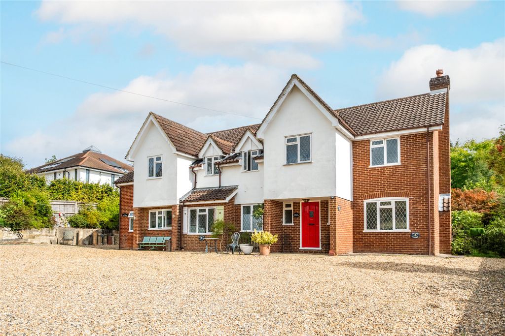 Property photo 2 of 24 Picture No. 03