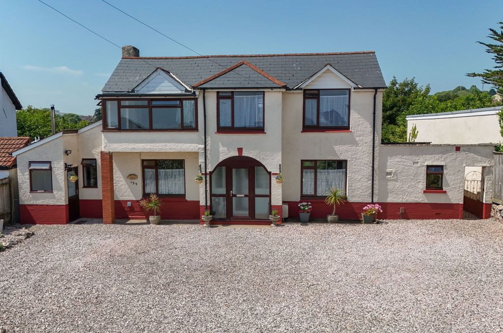 Property photo 2 of 26