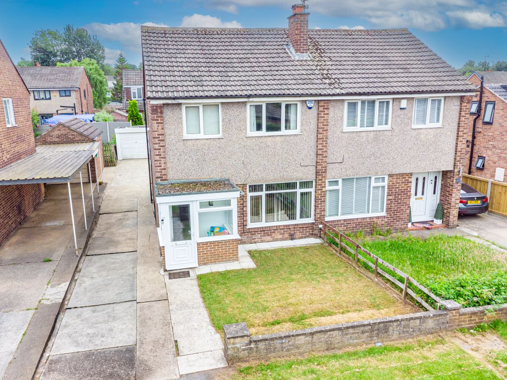 Property photo 1 of 19 Front
