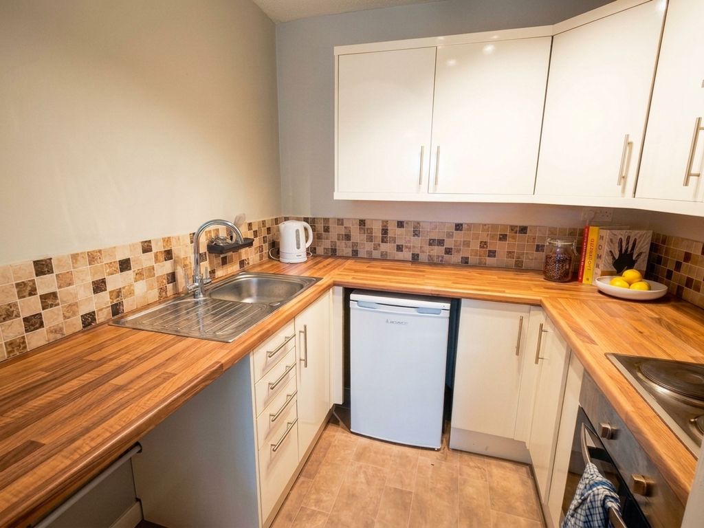 Property photo 3 of 7