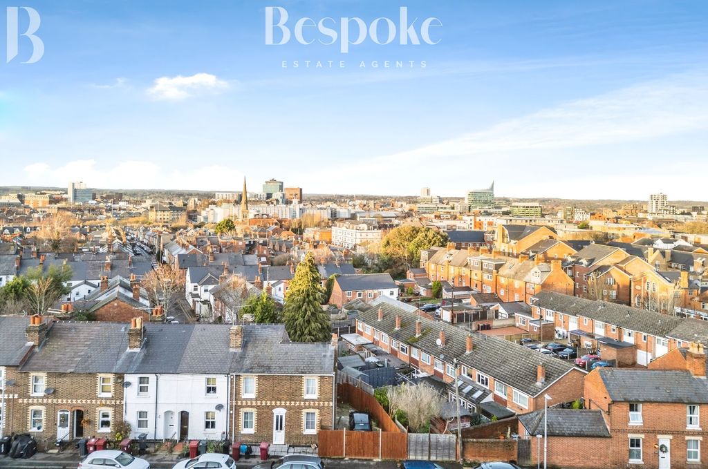 Property photo 3 of 35 Area 3