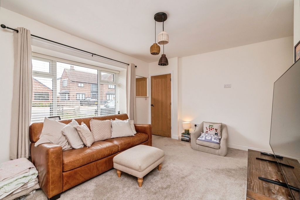 Property photo 2 of 18 Pbox-Img.Jpg