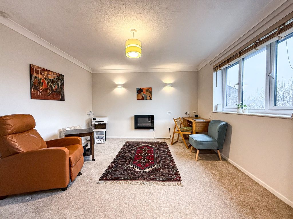 Property photo 2 of 13 4446505