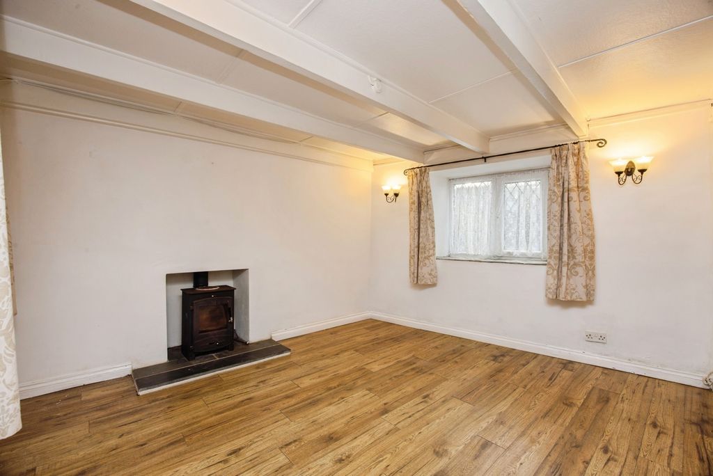 Property photo 3 of 25 Pbox-Img.Jpg