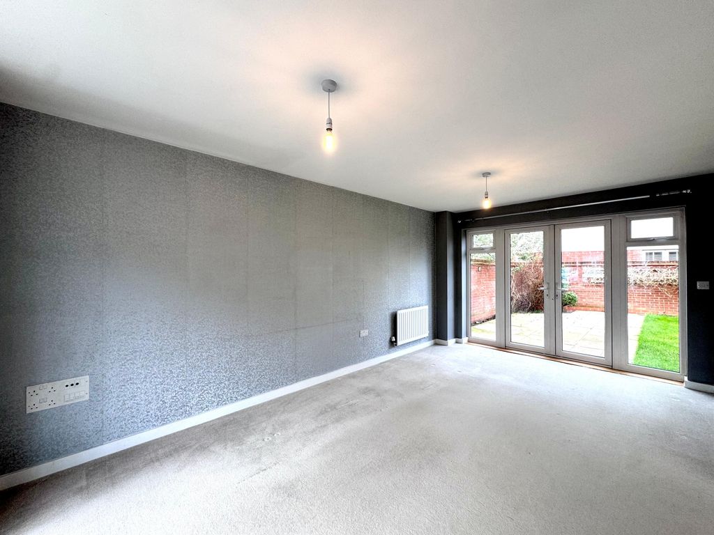 Property photo 3 of 18 Living Room 2