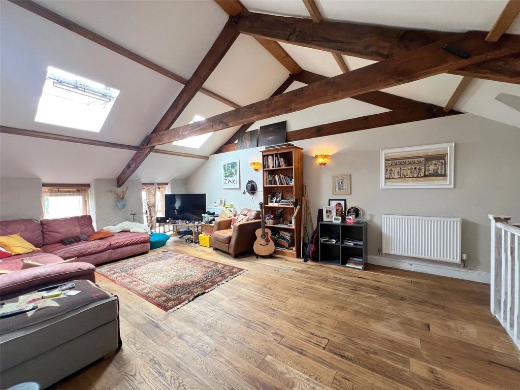 Property photo 3 of 18 Picture No. 29