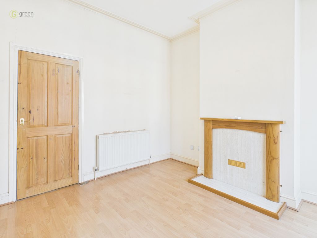 Property photo 3 of 36 Cam05459G0Pr0157Still023