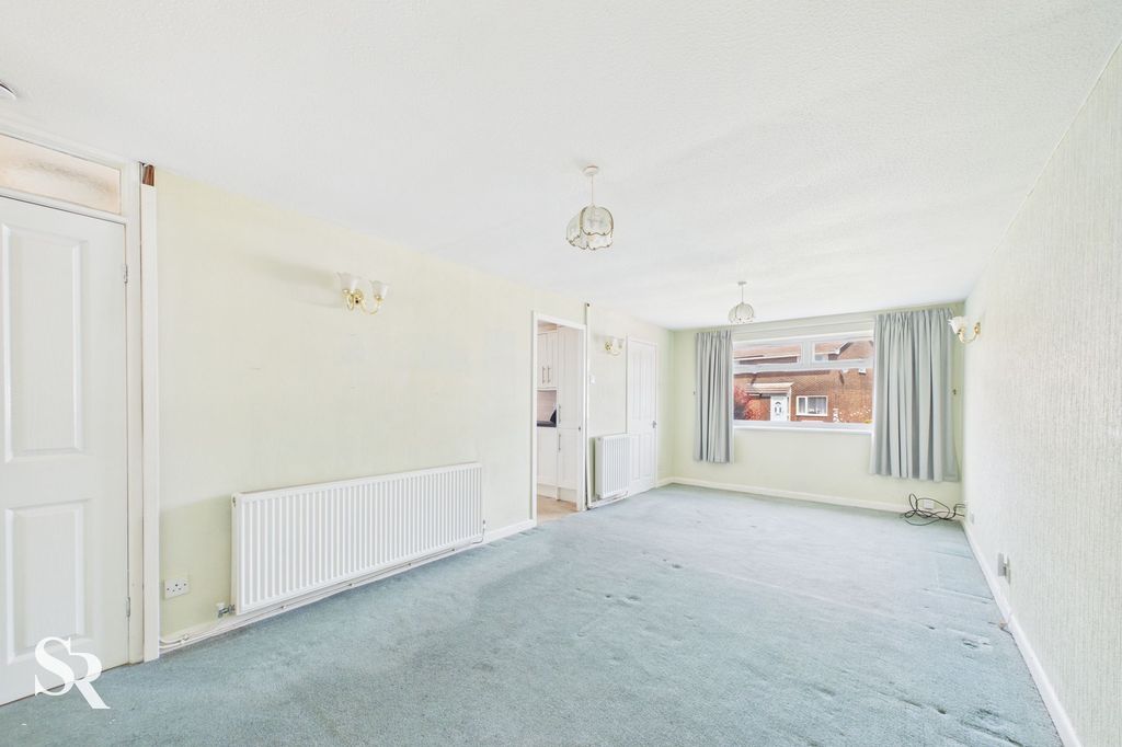 Property photo 2 of 24