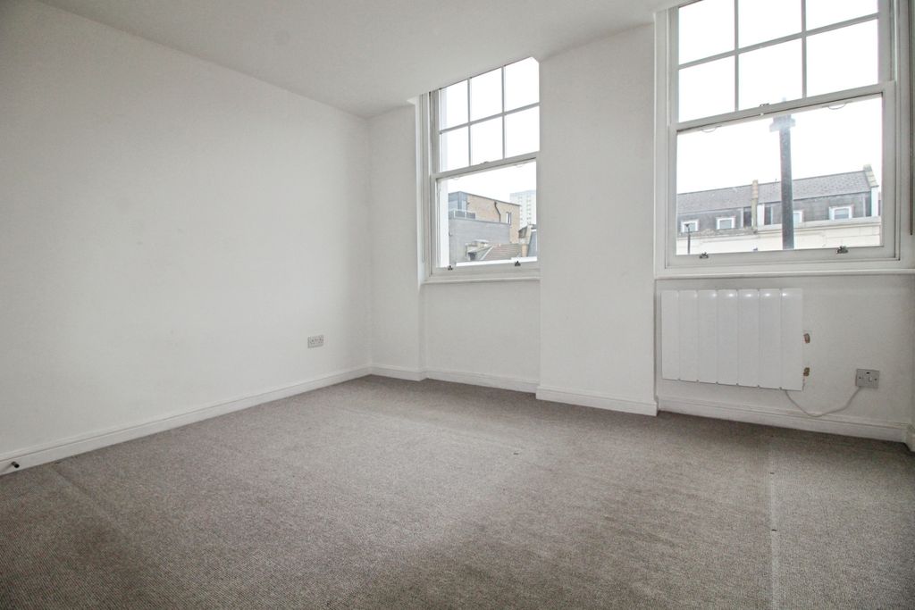 Property photo 3 of 6 F18Aae5E-Img_7262.Jpg