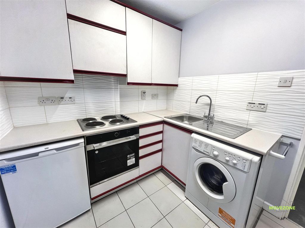 Property photo 2 of 9 Andace2.Jpg