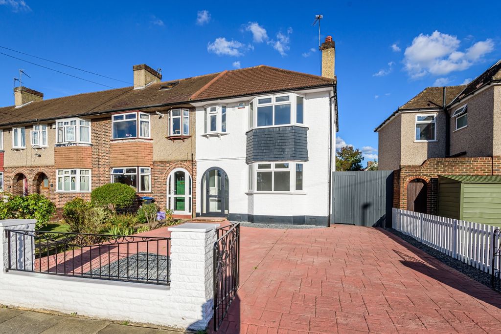Property photo 1 of 13 891304 (1)