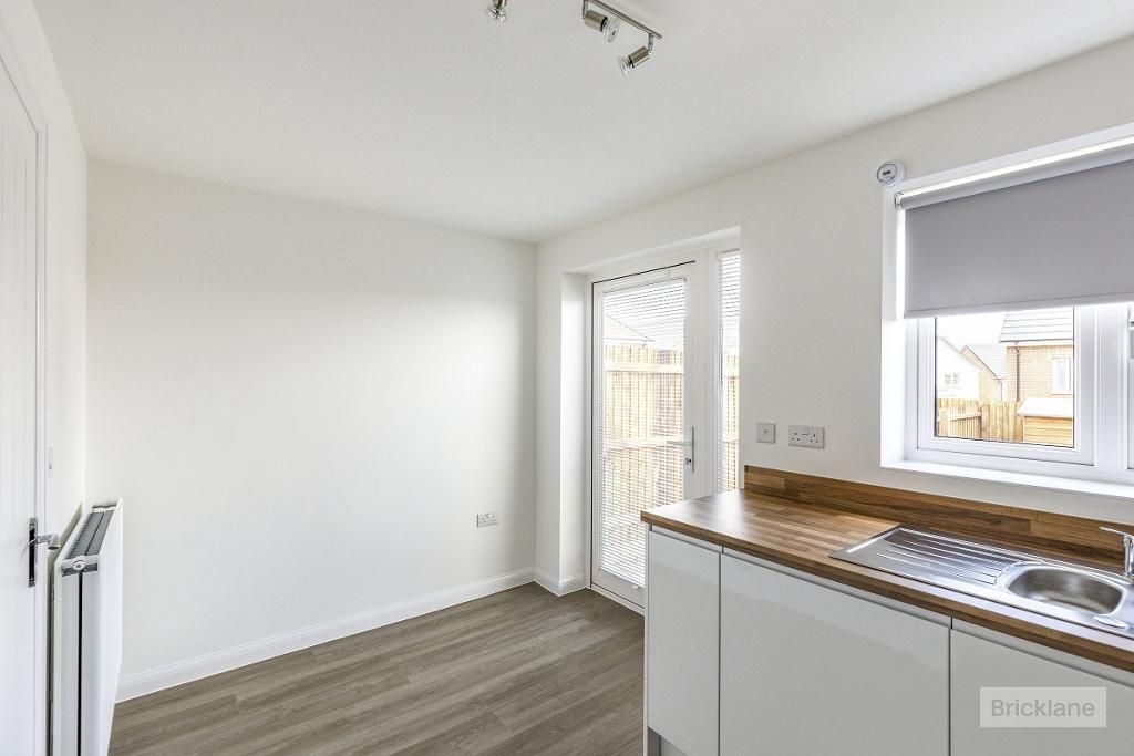 Property photo 3 of 10 Kitchen/Diner