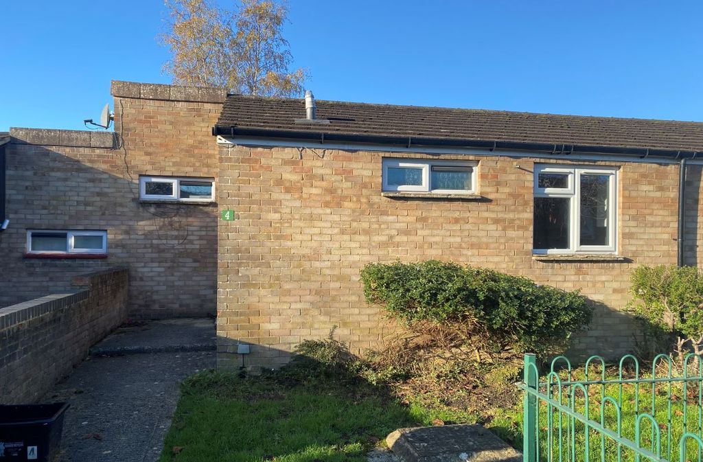 Property photo 2 of 11