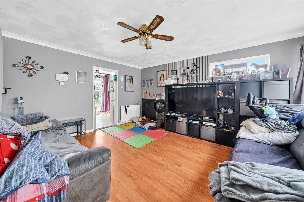 Property photo 2 of 12 Picture No. 10