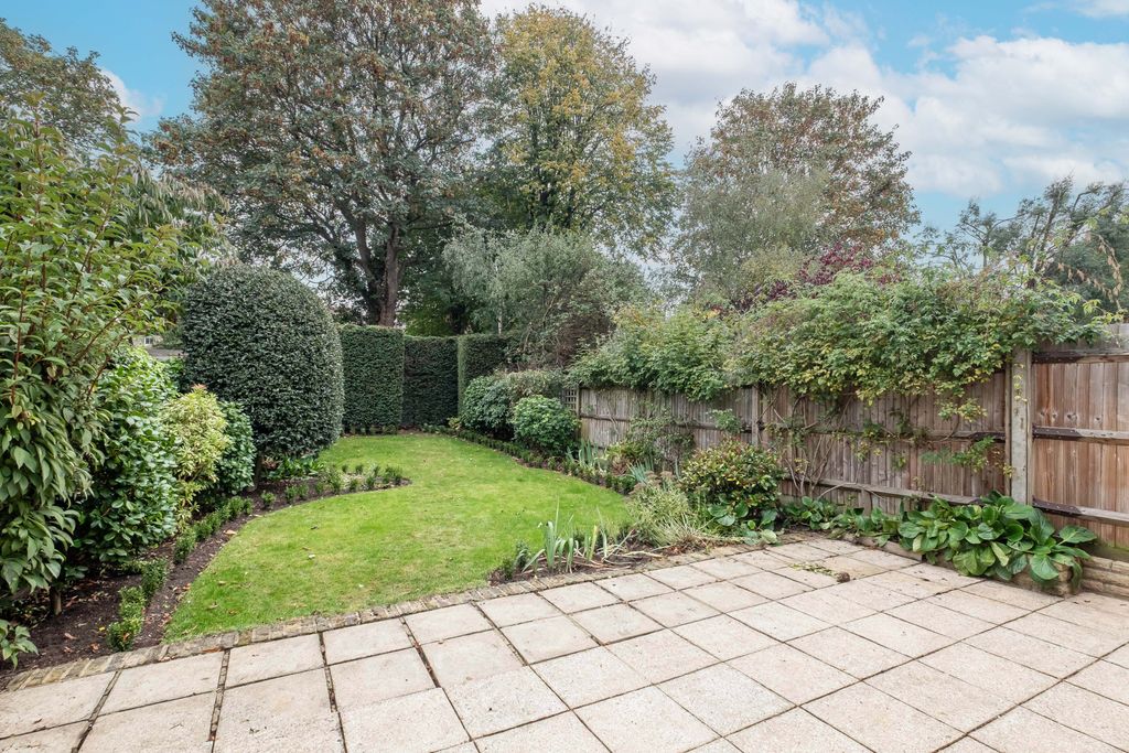 Property photo 3 of 15