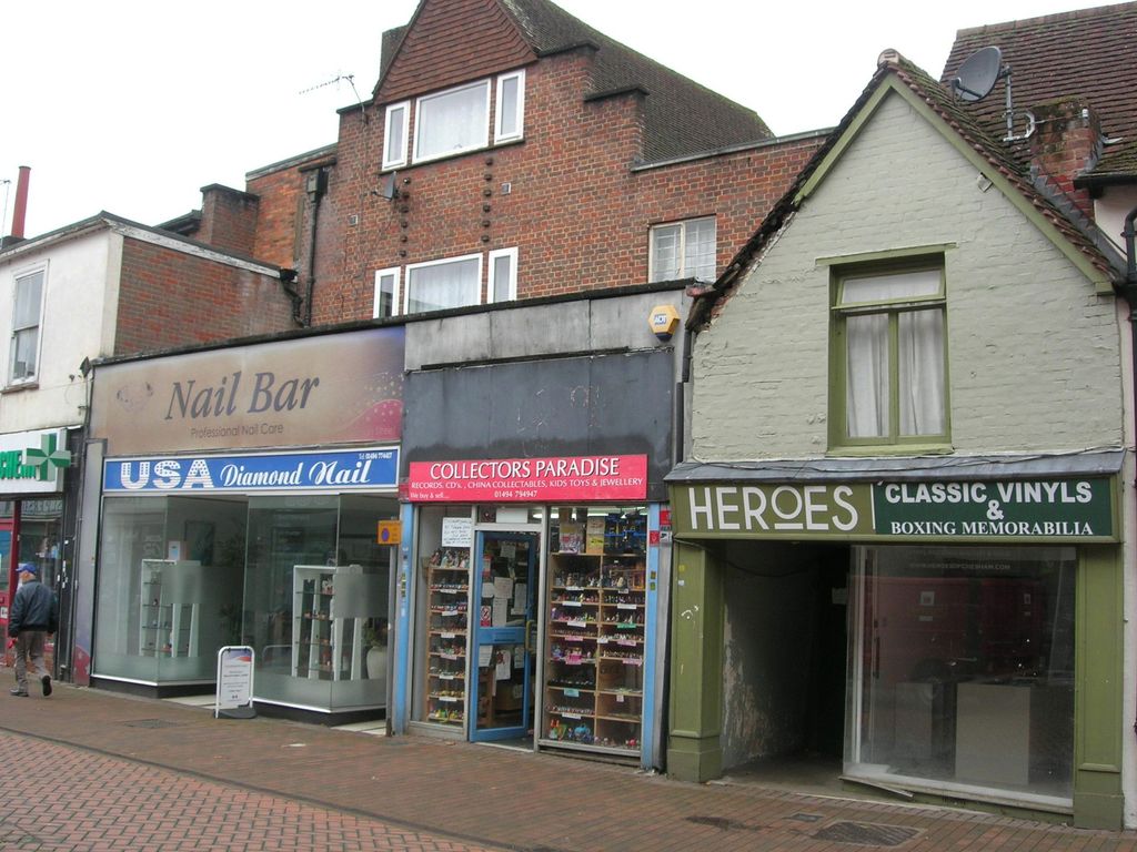 Property photo 1 of 2