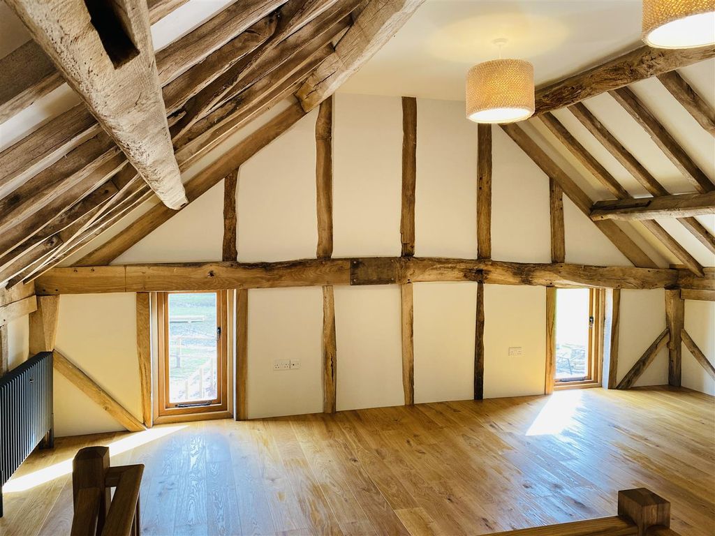 Property photo 3 of 21 Img_E1013.Jpg