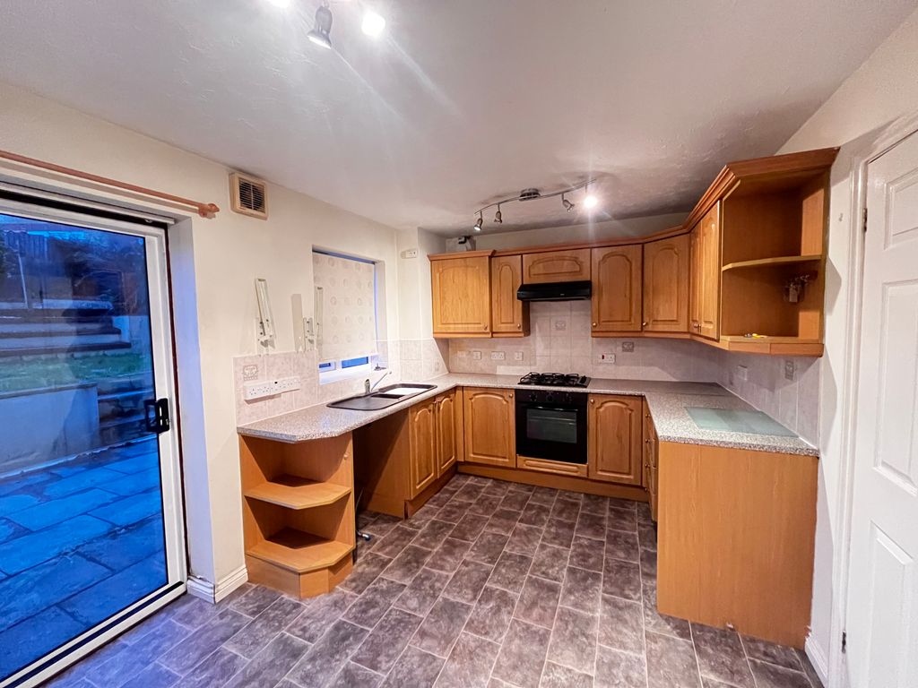 Property photo 3 of 8 Image