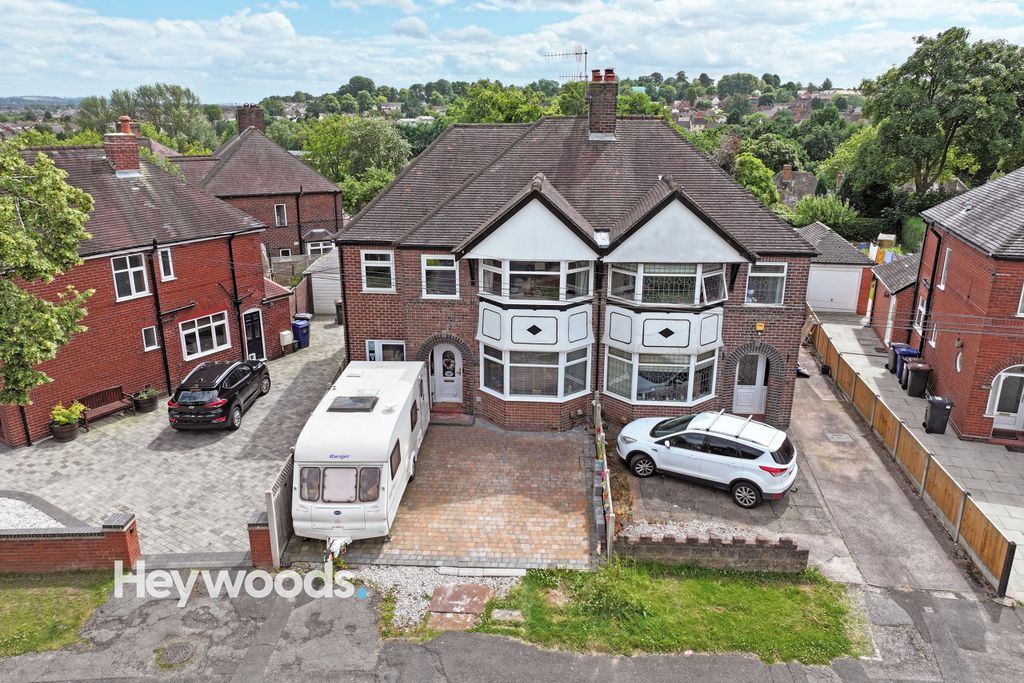 Property photo 1 of 38 Dji_20240704143018_0003_D