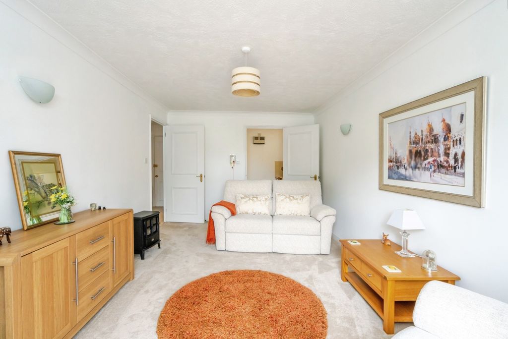 Property photo 2 of 14 Pbox-Img.Jpg