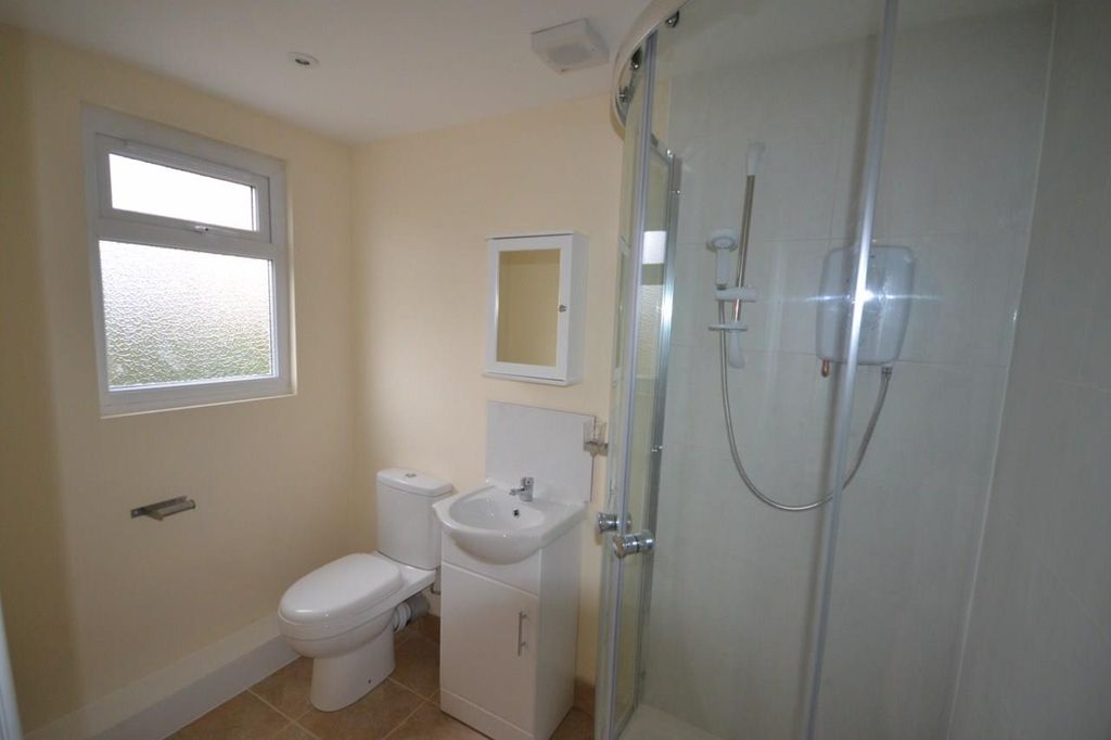 Property photo 3 of 3