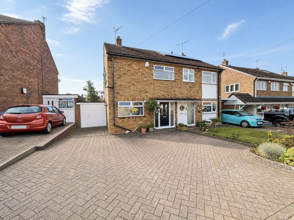 Property photo 1 of 12