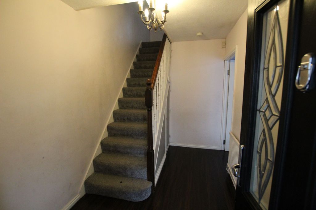 Property photo 2 of 26