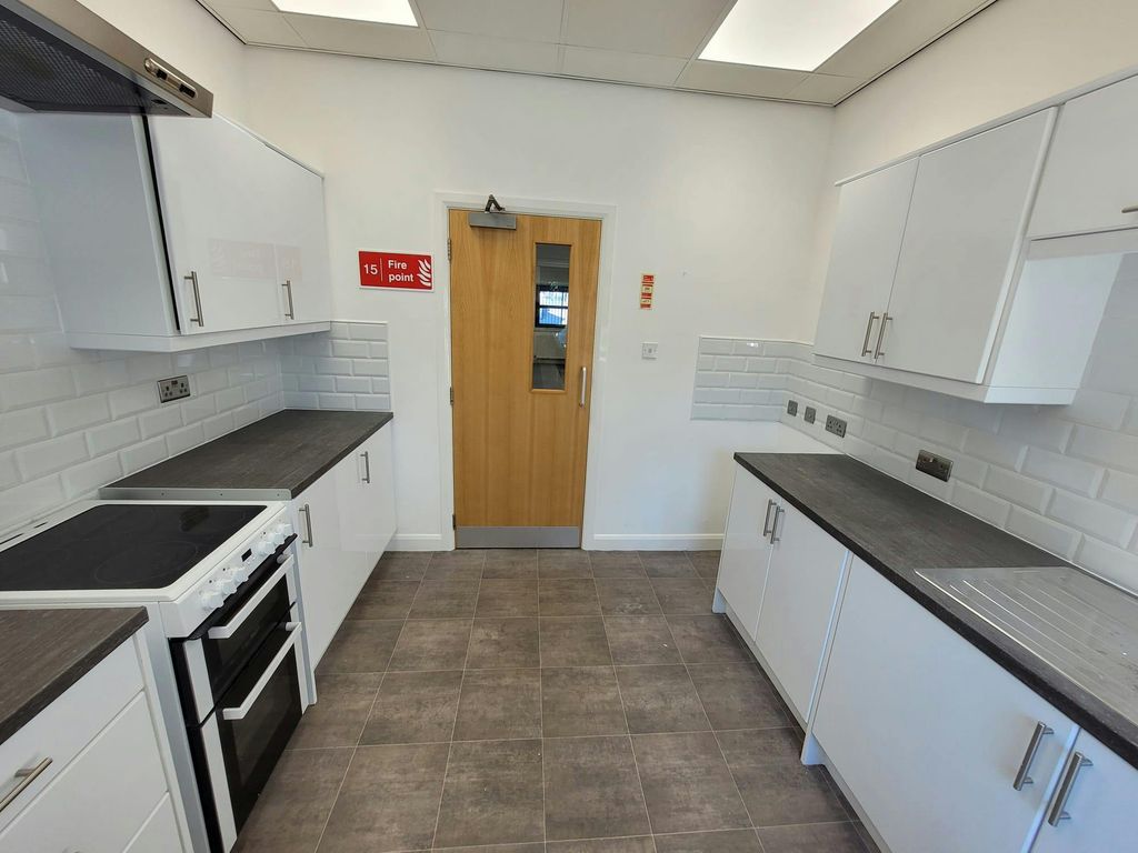 Property photo 2 of 7 Image 2