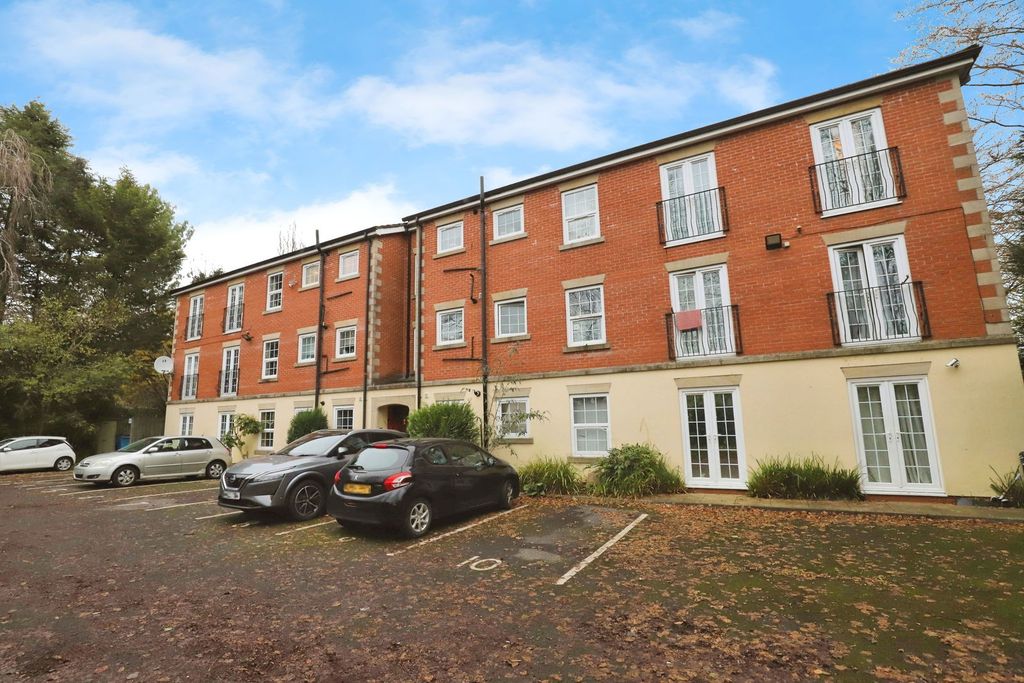 Property photo 1 of 20