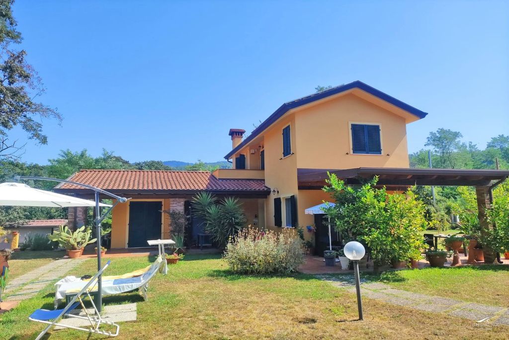Property photo 2 of 56
