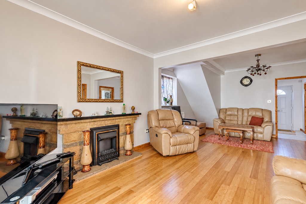 Property photo 2 of 20 Picture No. 67
