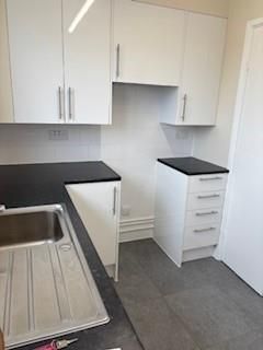 Property photo 2 of 5 Kitchen 29 Ach.Jpg