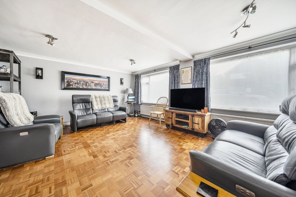 Property photo 3 of 16 Living Room