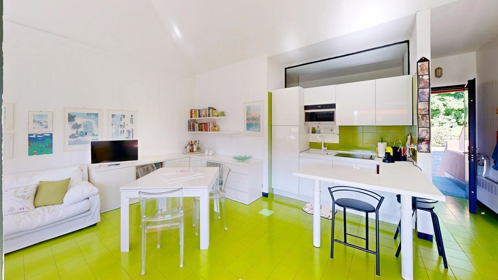 Property photo 3 of 18 <Alttext/>