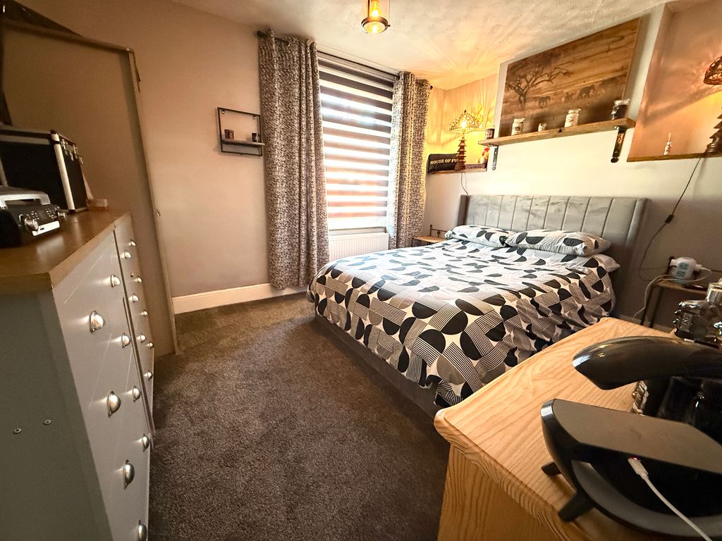 Property photo 3 of 13 Img_0826