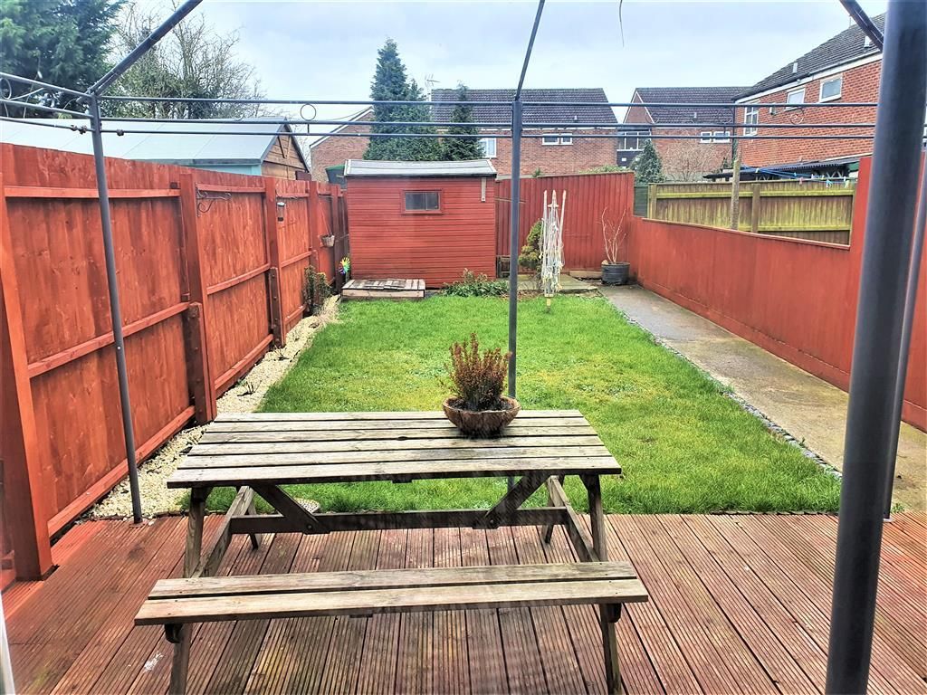Property photo 2 of 8 Garden