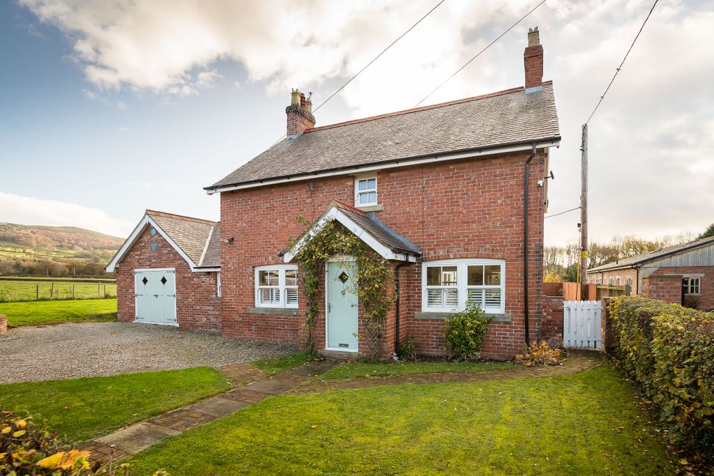 Property photo 2 of 28 73075F44B2933747319433860A69482627941A9d.Jpg