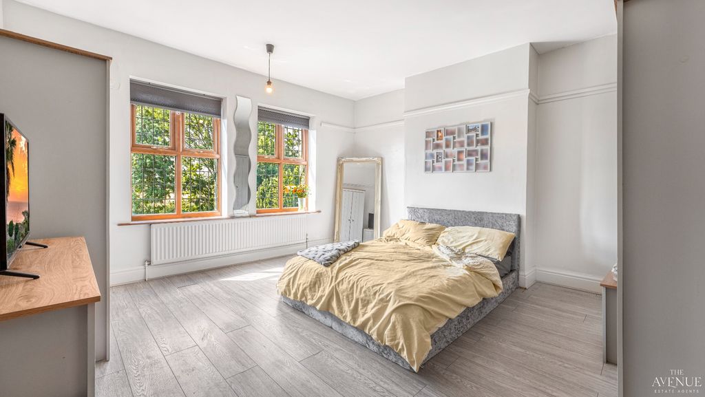 Property photo 3 of 27 5278696