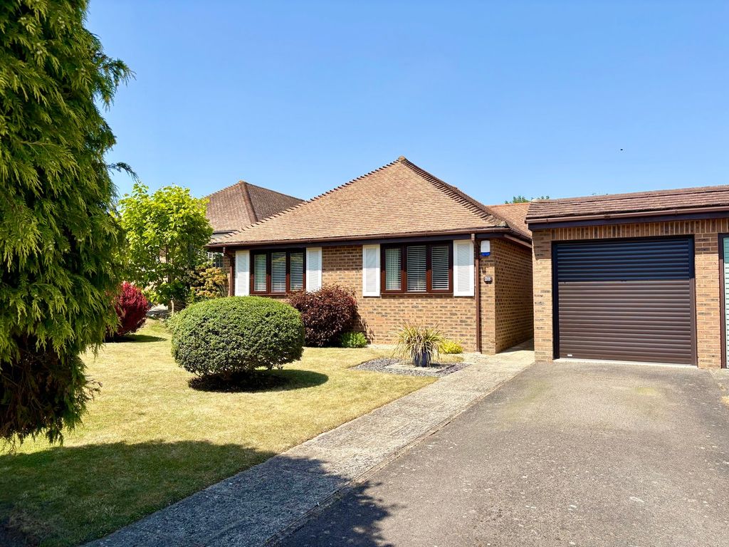 Property photo 1 of 27