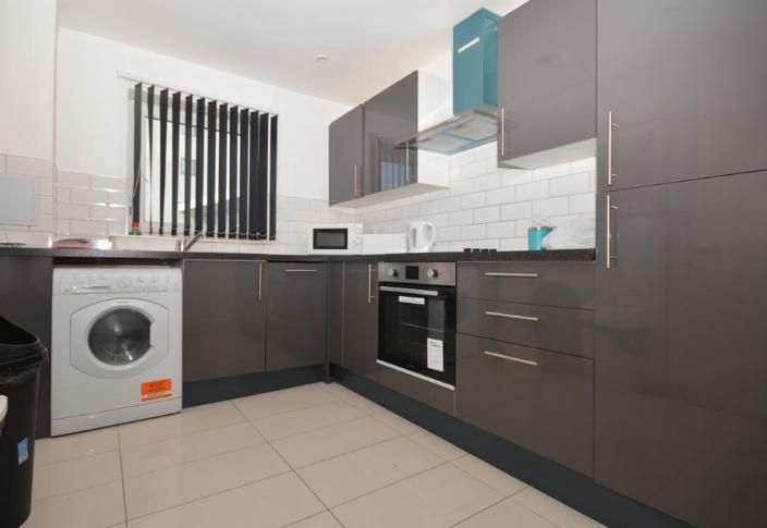 Property photo 1 of 3