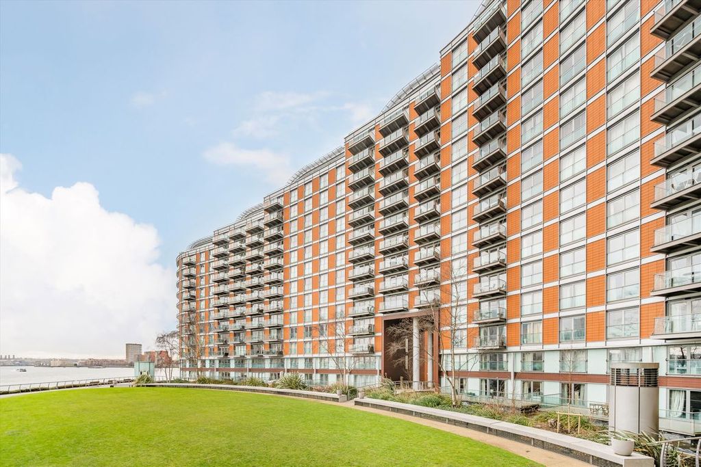 Property photo 1 of 1